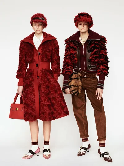 Look 16